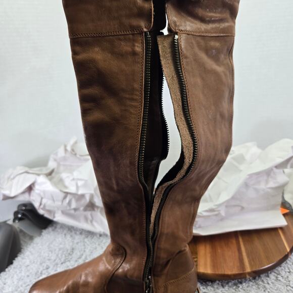 Ugg Collection Made in Italy Brown Leather Over The Knee Riding Boots Womens 8.5 - Picture 16 of 16